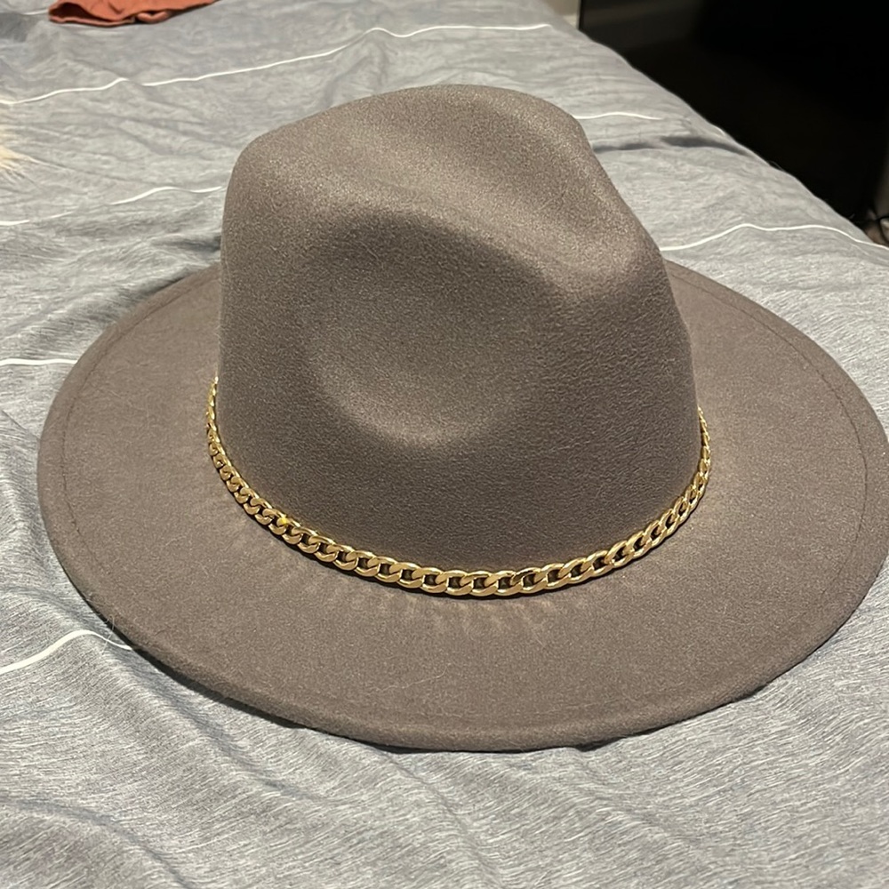 Flat brim hat
